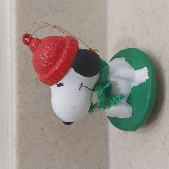 Vintage Peanuts Snoopy Christmas Ornament - Picture 2 of 5